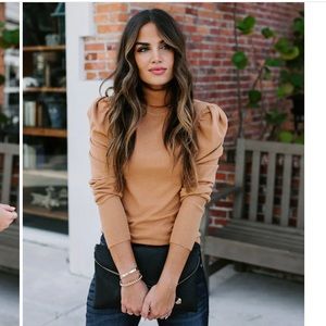 VICI DOLLS ADAMANT PUFF SLEEVE TURTLENECK SWEATER - CAMEL NEW S